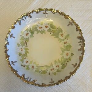 EMC 1973 VTG Elegant Hand Painted Gold Edges& Green&White Floral Porcelain Plate